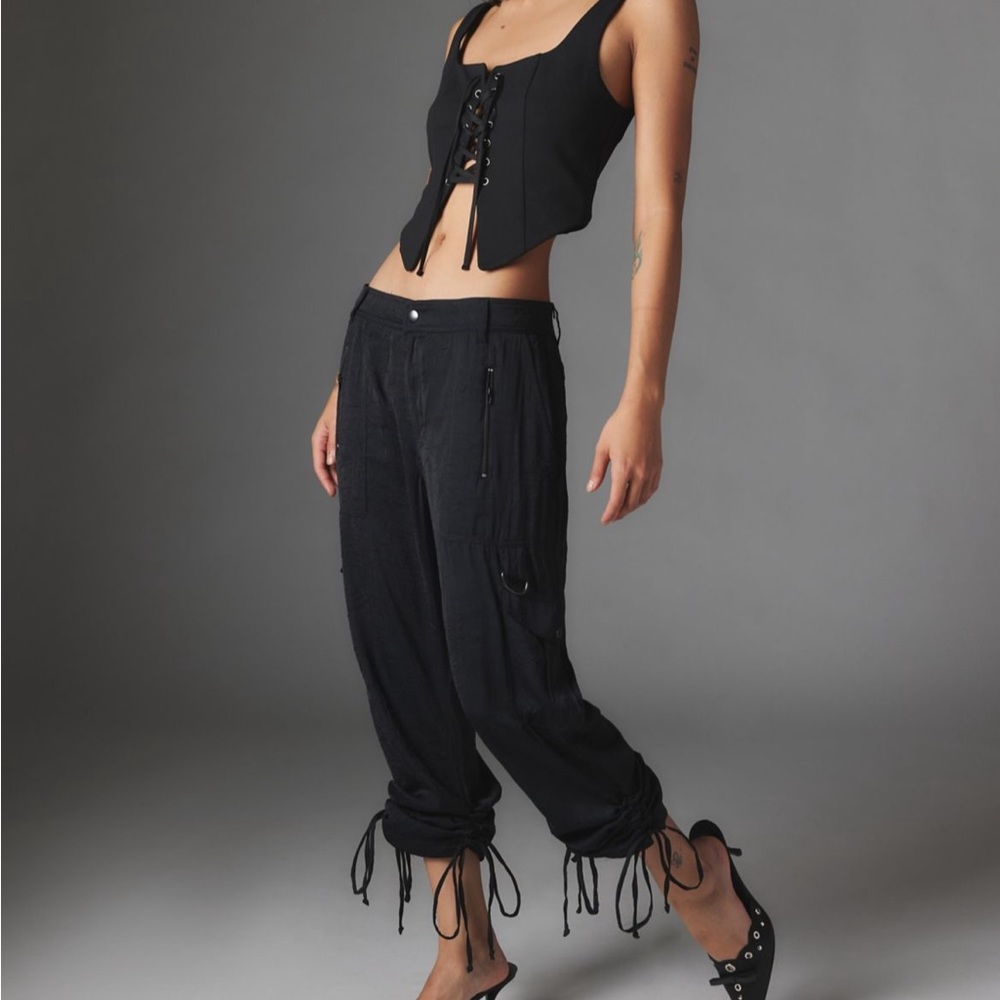 Silence + Noise Cara Cargo Pants NWT